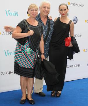 Владимир Винокур с женой и дочерью