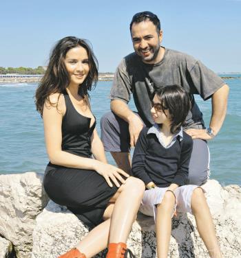 Наталия Орейро с мужем Рикардо Мольо и сыном