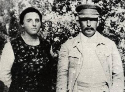 Надежда Аллилуева и Иосиф Сталин