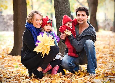 Ольга Ломоносова с мужем и детьми