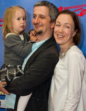 Дарья Мороз с бывшим мужем и дочкой Анной