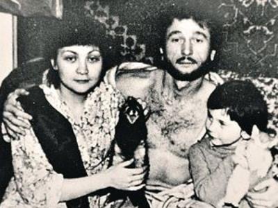 Игорь Тальков с женой Татьяной и сыном Игорем.