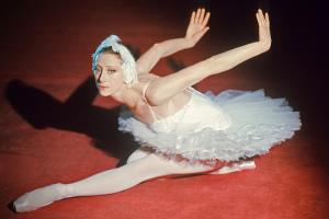 Майя Плисецкая - биография, фото, балет, личная жизнь балерины