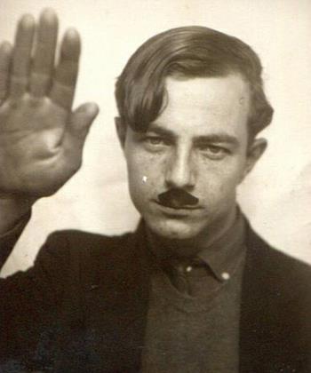 Гитлер в юности