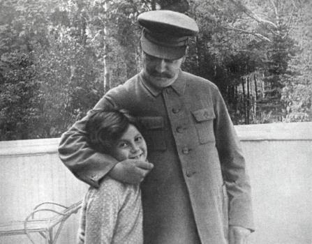 Светлана Аллилуева с отцом