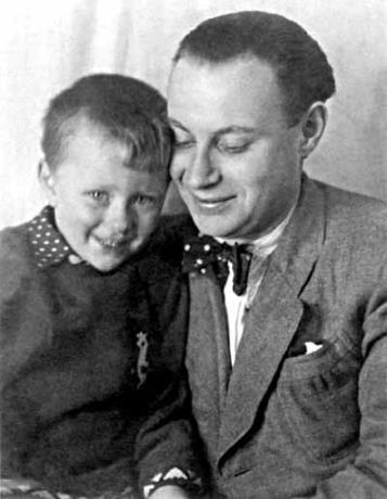 Александр Менакер с сыном Андреем Мироновым