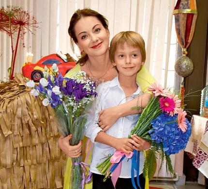 Прекрасная Ольга Будина с сыном Наумом