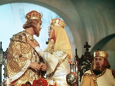 Владимир Андреев в роли царя Салтана Владимир Андреев в роли царя Салтана