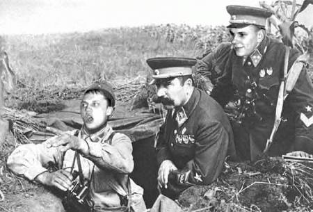 Маршал Буденный в года ВОВ Маршал Буденный в года ВОВ