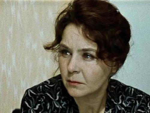 Актриса Нина Ургант Актриса Нина Ургант