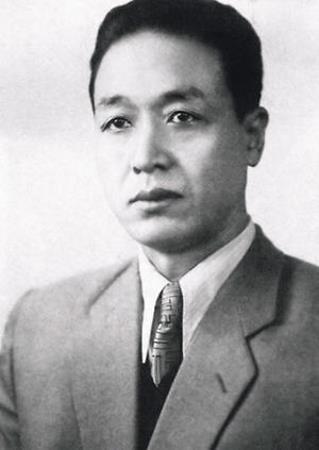 Отец Ирины, Муцуо Хакамада