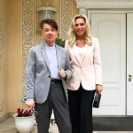 Марина Юдашкина – биография, фото, личная жизнь жены Валентина Юдашкина Марина Юдашкина – биография, фото, личная жизнь жены Валентина Юдашкина