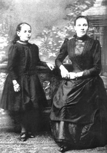 Аня с мамой Любовью Федоровной