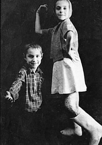 Борис Хмельницкий в детстве с сестрой Луизой