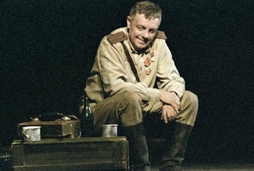 Кирилл Лавров на сцене театра