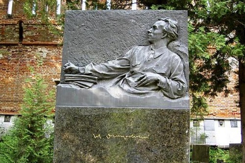 Могила Николая Островского