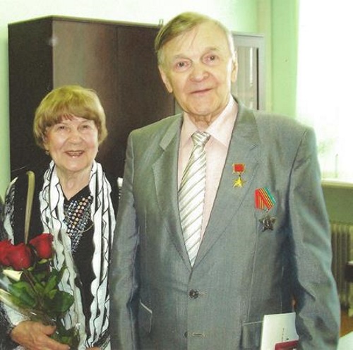 Юрий Бондарев с супругой Валентиной Никитичной