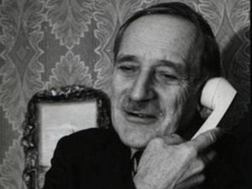 Сафонов только по голосу в телефонной трубке мог рассказать о человеке очень много...