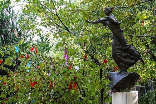 Могила Александра Грина