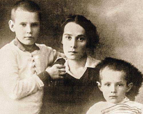 Первая жена Ольга Барановская с детьми