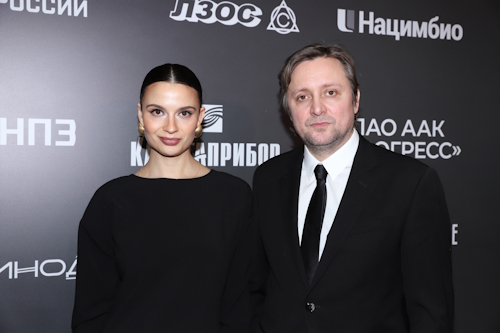 Артем с женой Дарьей Баженовой